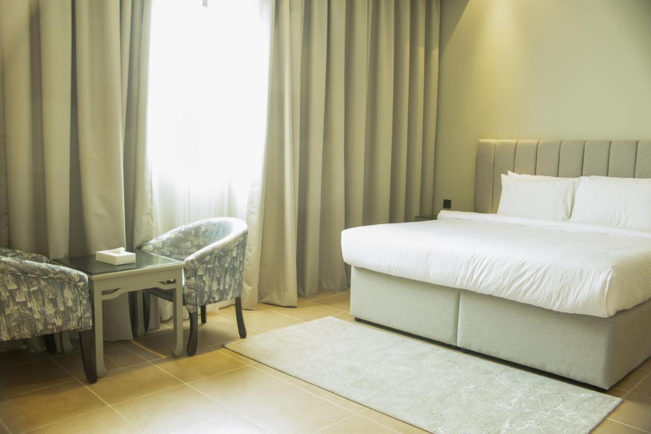 Apartment Infinity Tower Wll